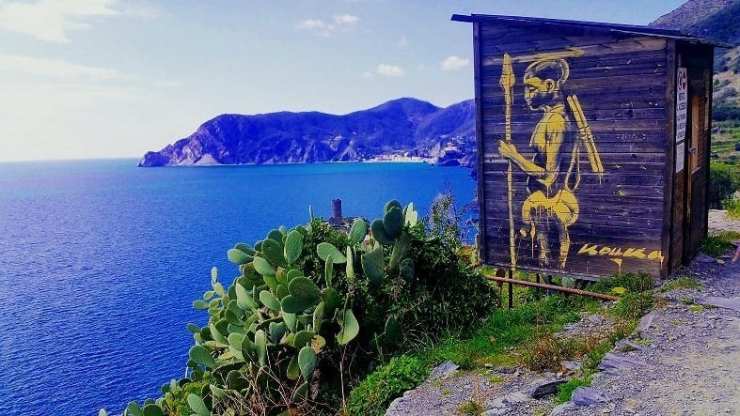 blue-trail-from-vernazza-to-corniglia